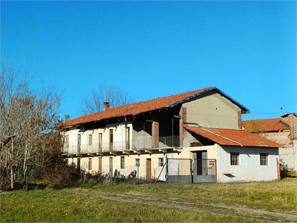 farmhouse to be restored