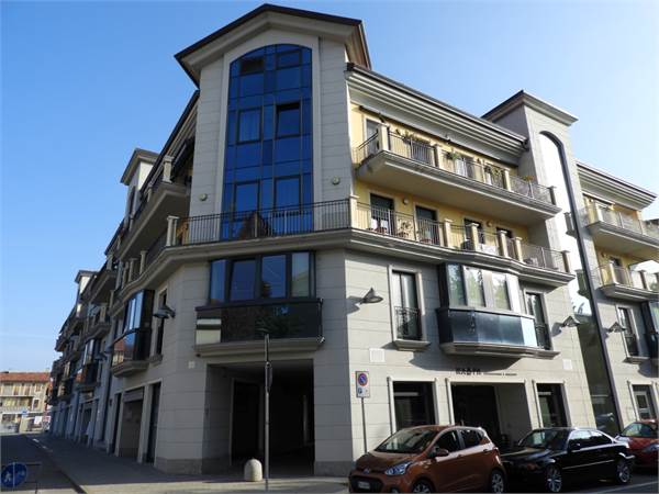 Office for sale in Ciriè