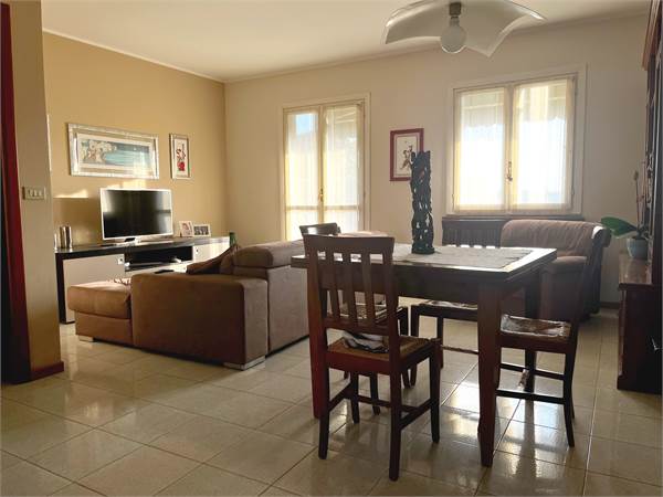 3+ Bedroom Apartment Sale in Ciriè (TO) via Rosset