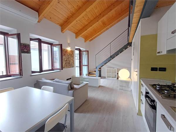 APPARTAMENTO CON SOPPALCO