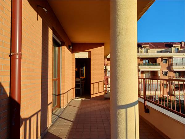 SUPERATTICO CON SPLENDIDI TERRAZZI