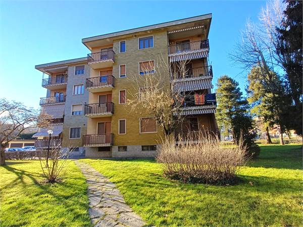 BILOCALE ULTIMO PIANO