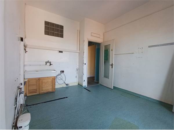 Office for rent in Ciriè