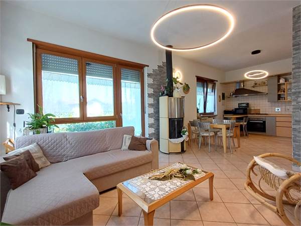 VILLA UNI/BIFAMILIARE IN CLASSE A