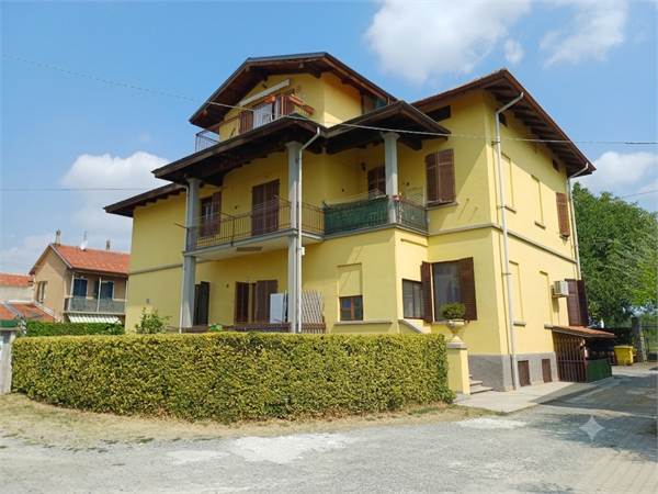 TRILOCALE IN PICCOLA PALAZZINA
